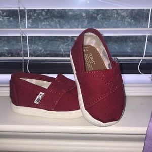 Red toms